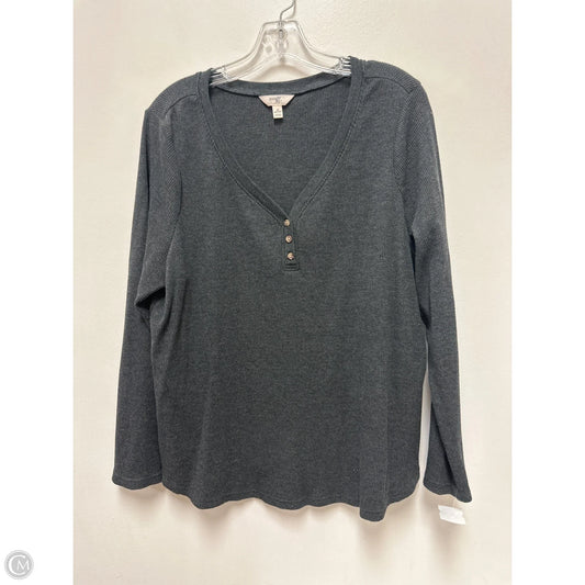 Top Long Sleeve By Terra & Sky In Grey, Size: 1x