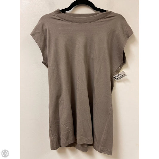 Top Short Sleeve By Cma In Grey, Size: M