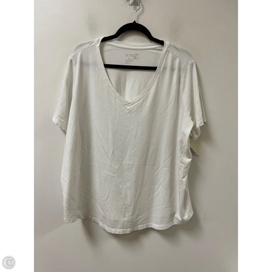 Top Short Sleeve By Terra & Sky In White, Size: 2x