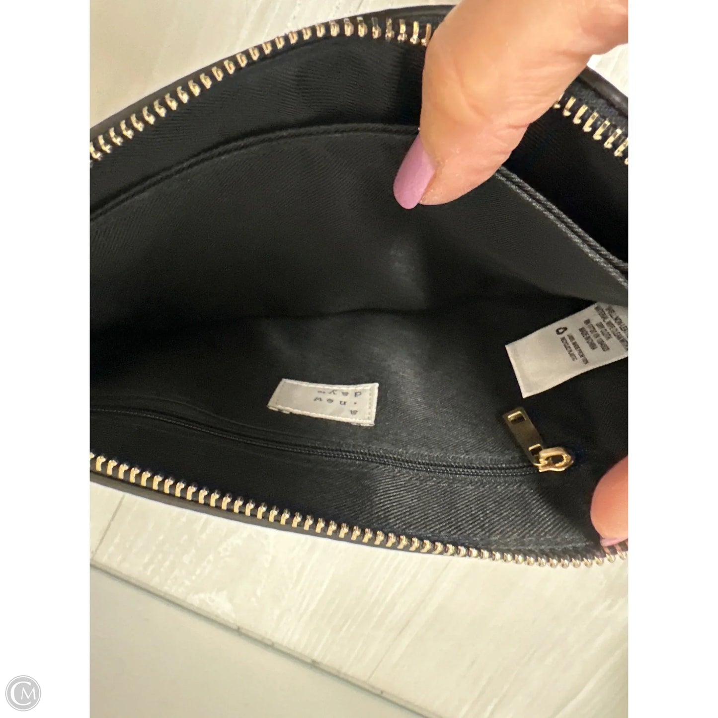 Clutch By A New Day, Size: Small