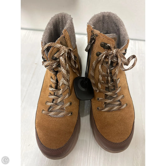 Boots Hiking By Skechers In Tan, Size: 6.5