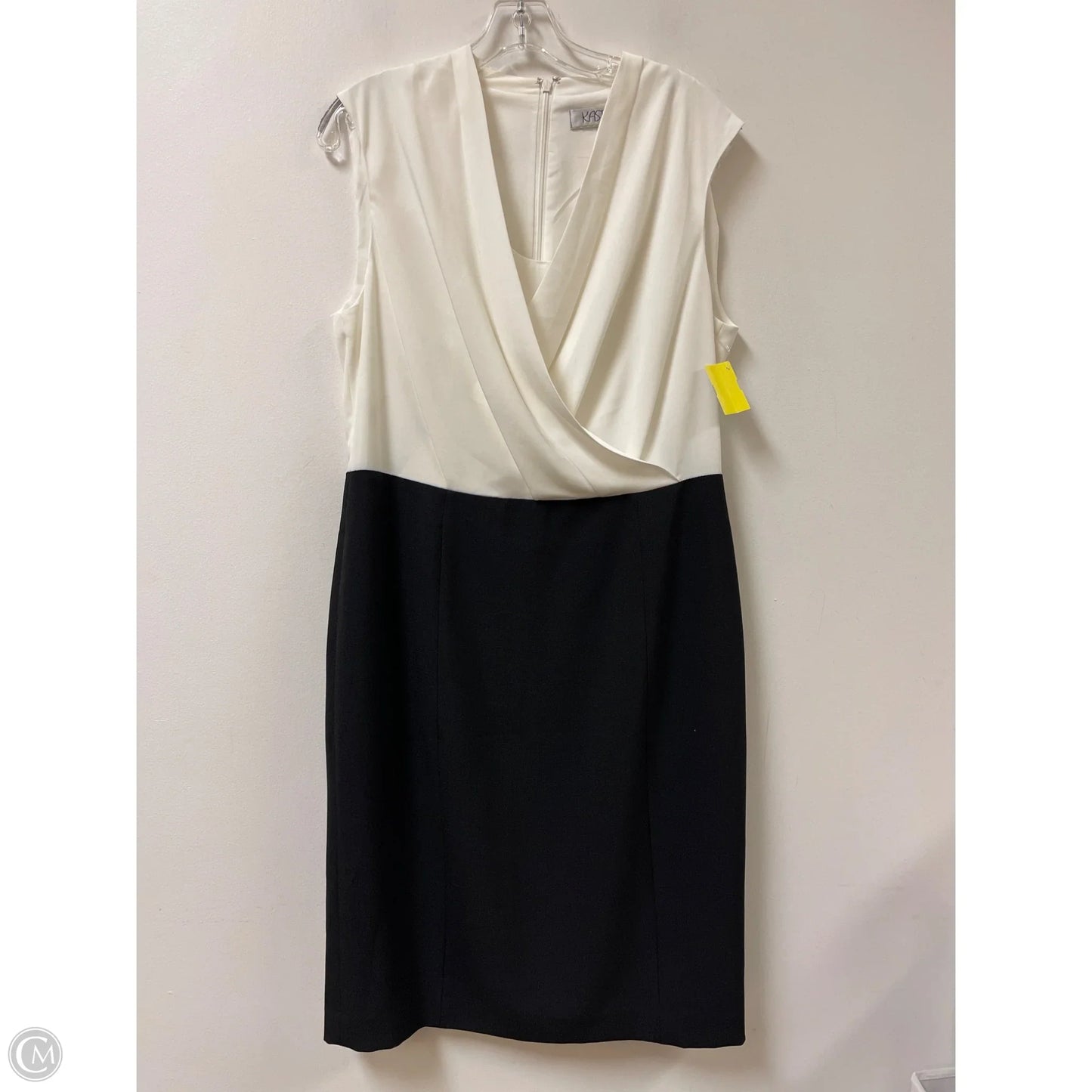 Dress Casual Midi By Kasper In Black & White, Size: M