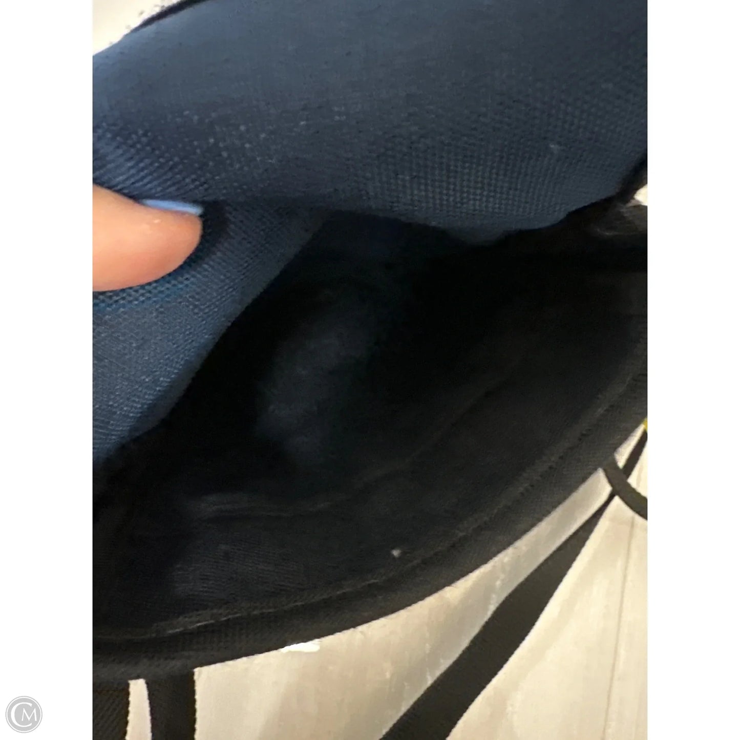 Crossbody By Clothes Mentor, Size: Small