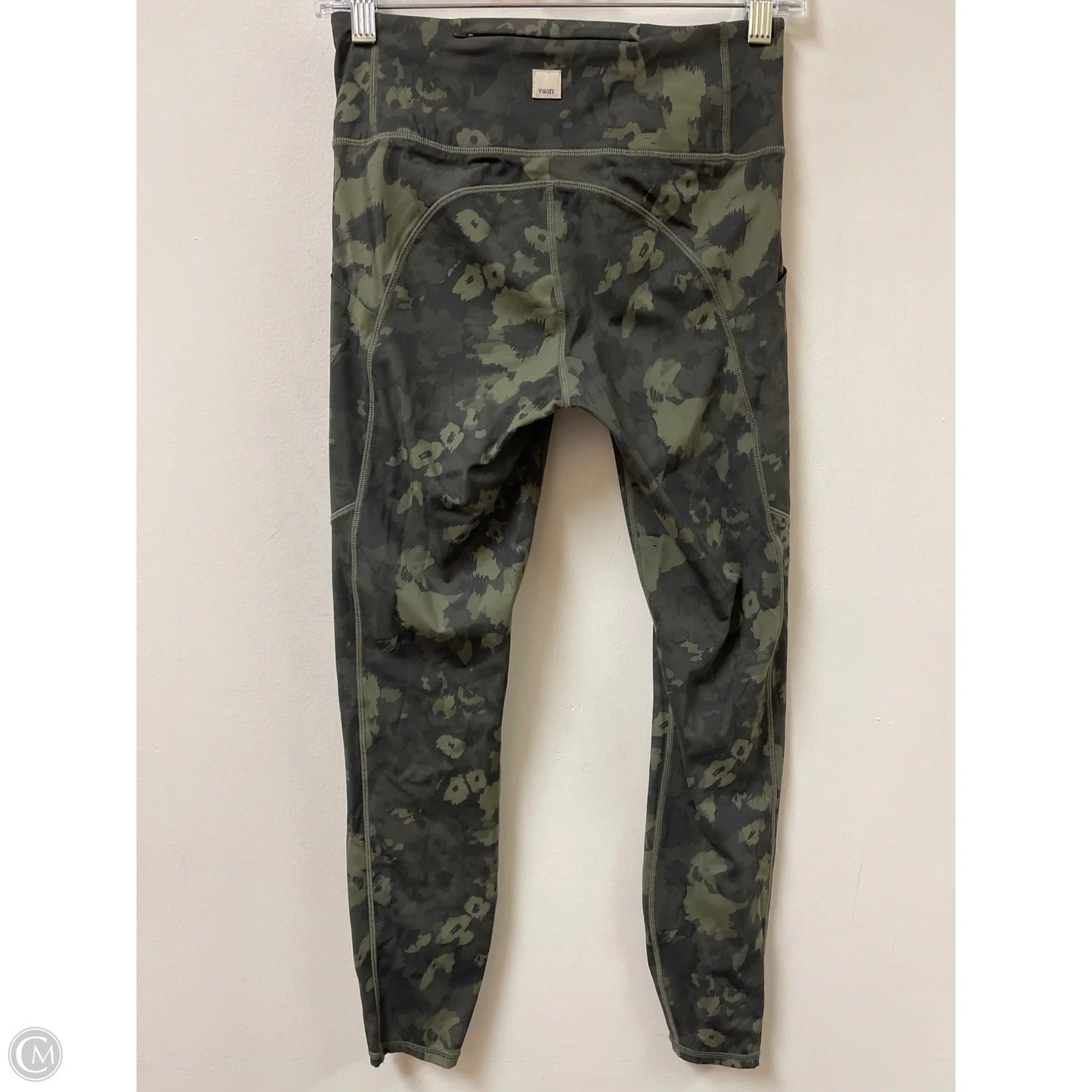 Athletic Leggings By Vuori In Camouflage Print, Size: S