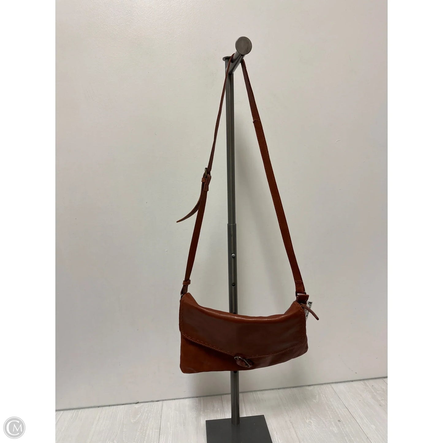 Crossbody Leather By Clothes Mentor, Size: Large