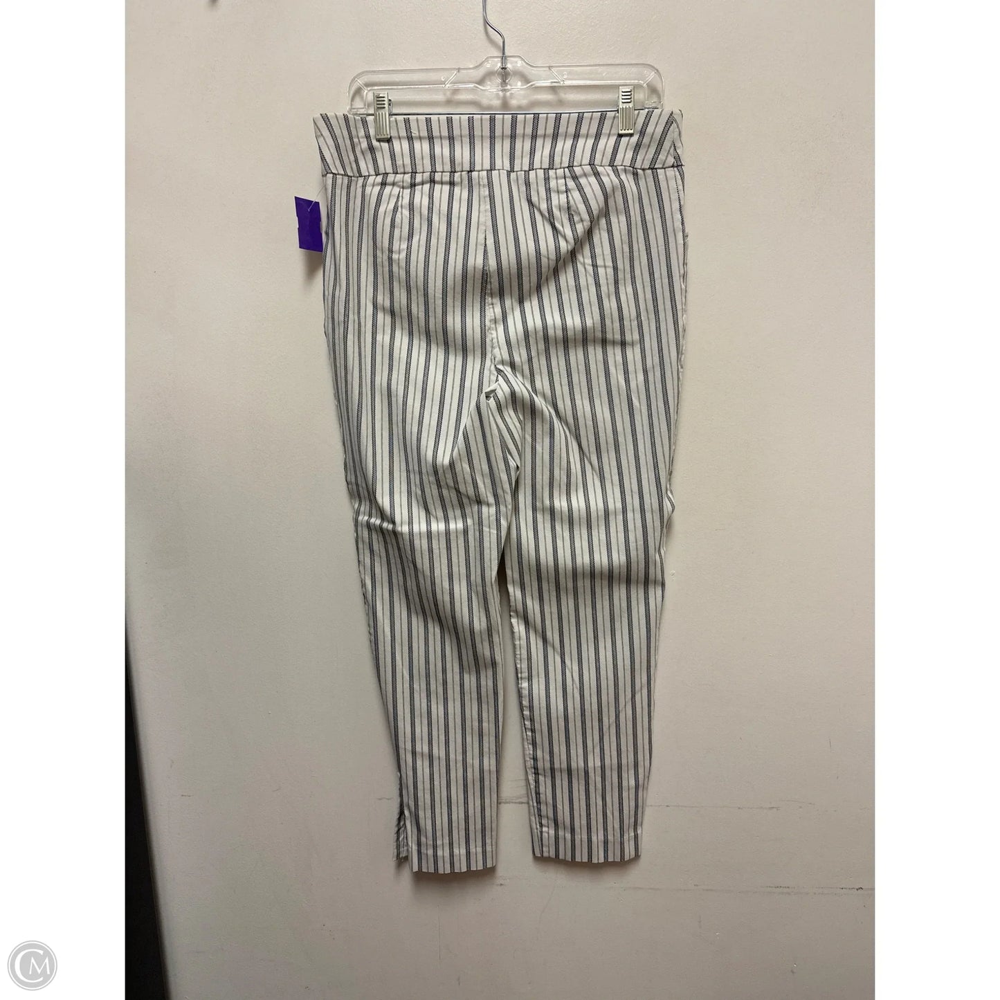Pants Leggings By Chicos In Grey, Size: 12