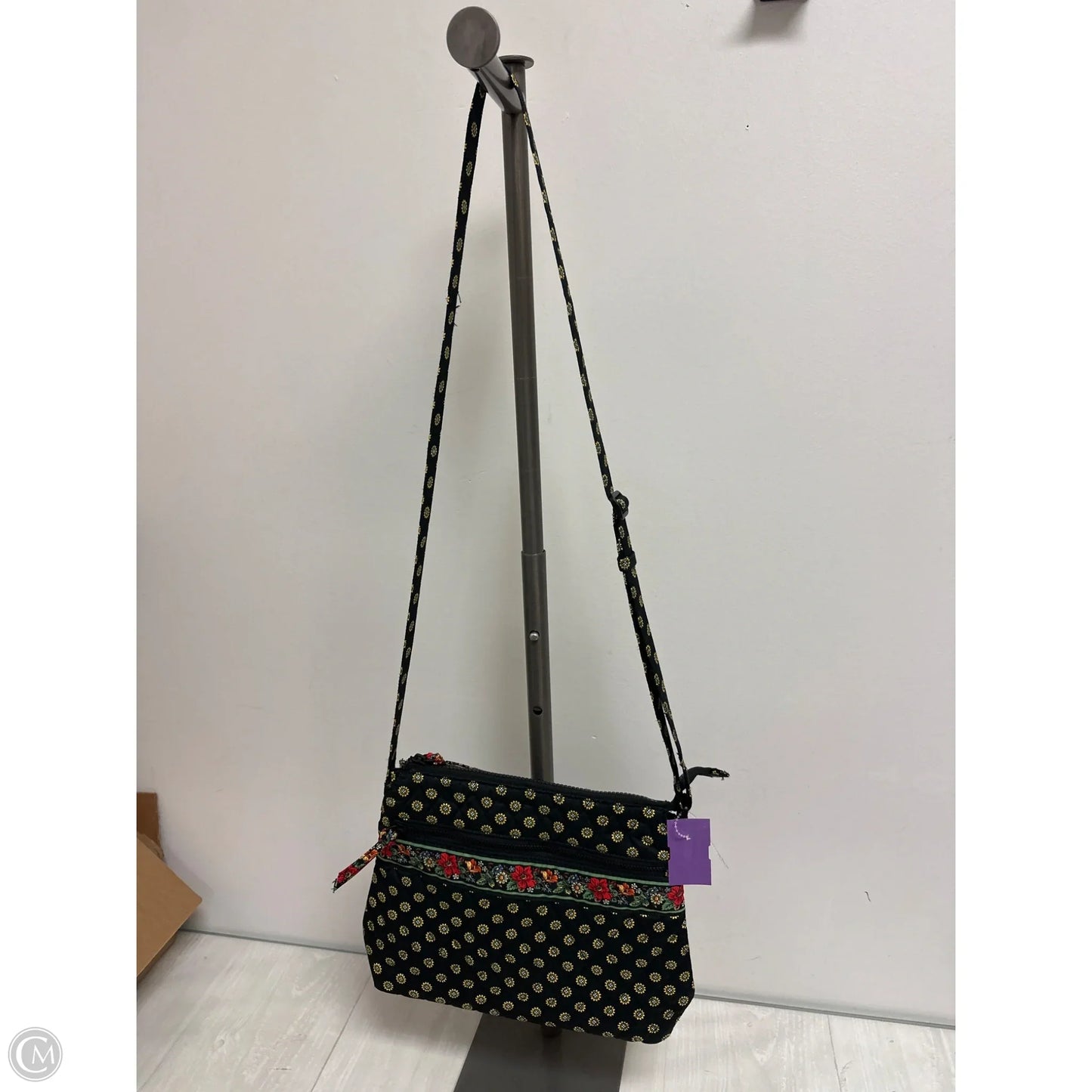 Handbag By Vera Bradley, Size: Medium