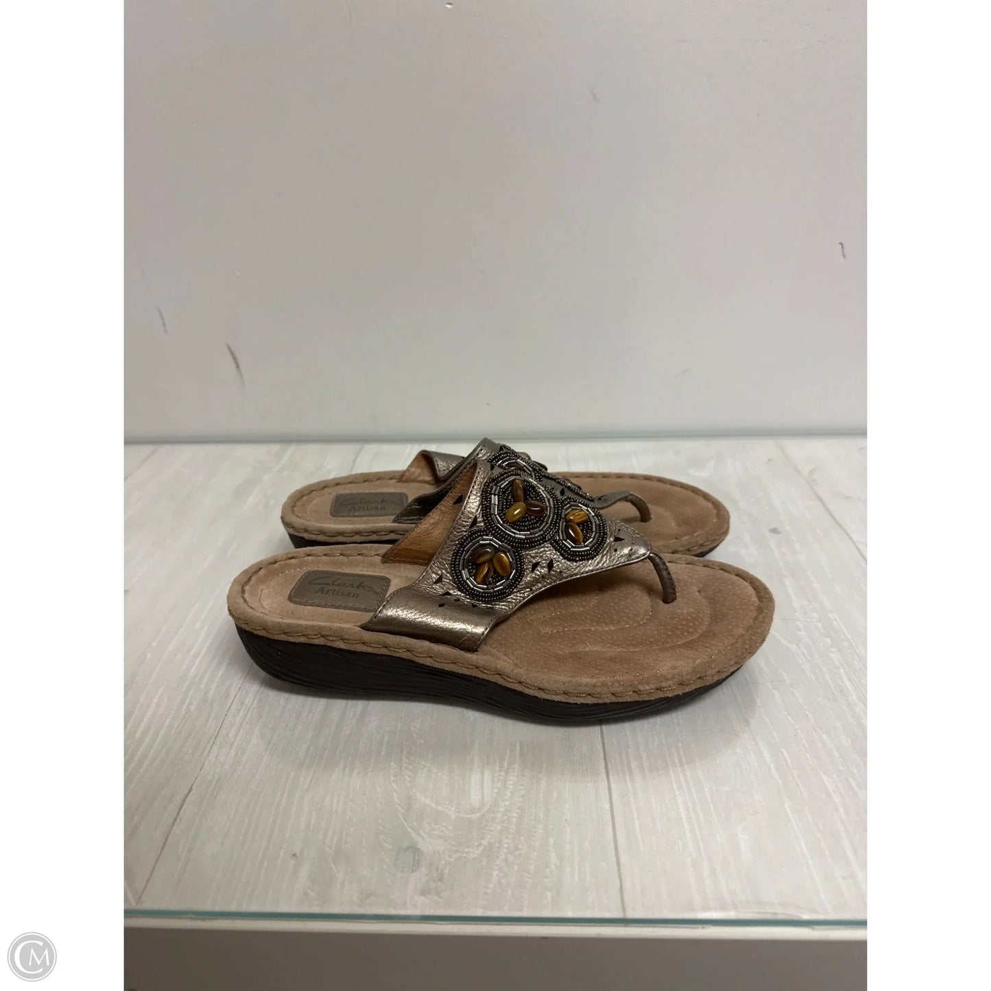 Sandals Flip Flops By Clarks In Gold, Size: 9