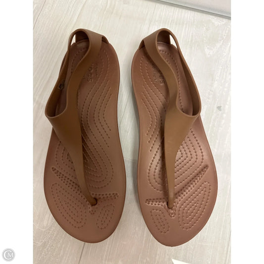 Sandals Flats By Crocs In Brown, Size: 7
