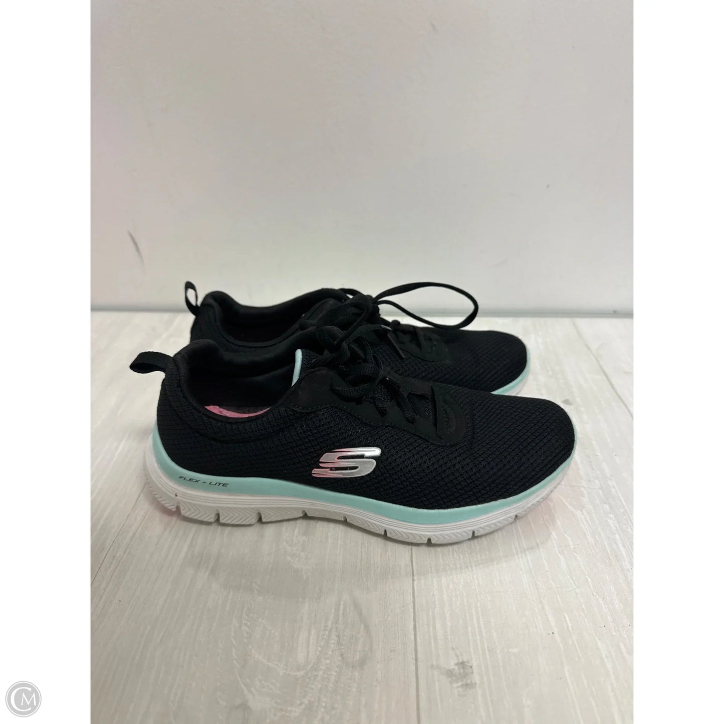 Shoes Athletic By Skechers In Black, Size: 7.5