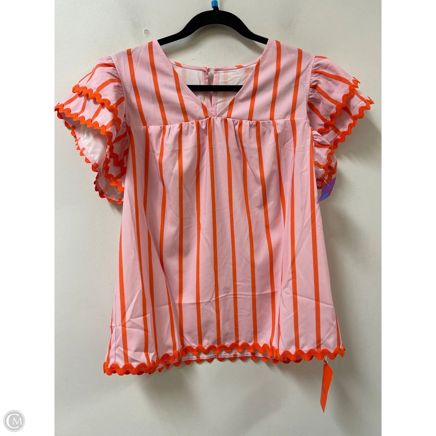 Top Short Sleeve By Clothes Mentor In Pink, Size: M