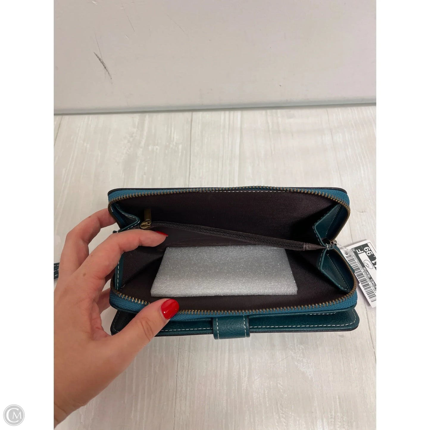Wallet By Clothes Mentor, Size: Large
