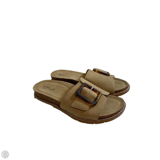 Sandals Flats By Sofft In Brown, Size: 8