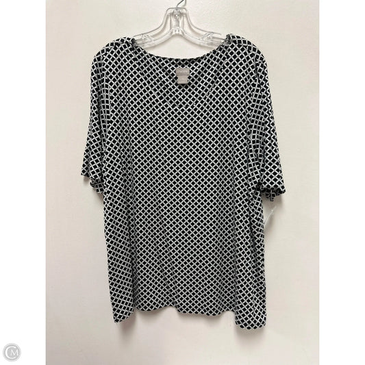 Top Short Sleeve By Chicos In Black, Size: Xl