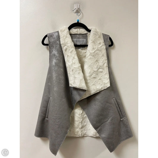Vest Faux Fur & Sherpa By Marc New York In Grey, Size: M