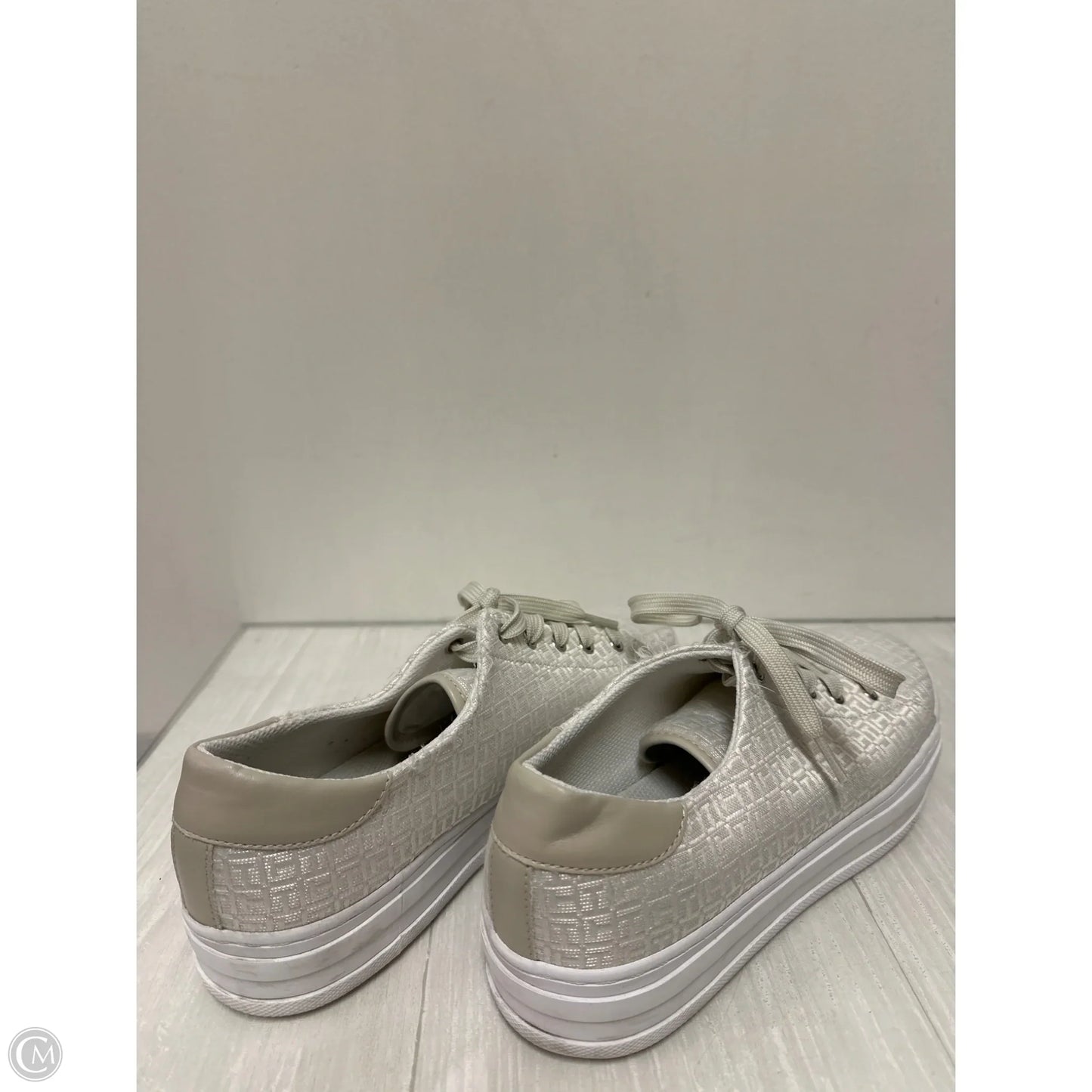 Shoes Sneakers By Tommy Hilfiger In Grey, Size: 10