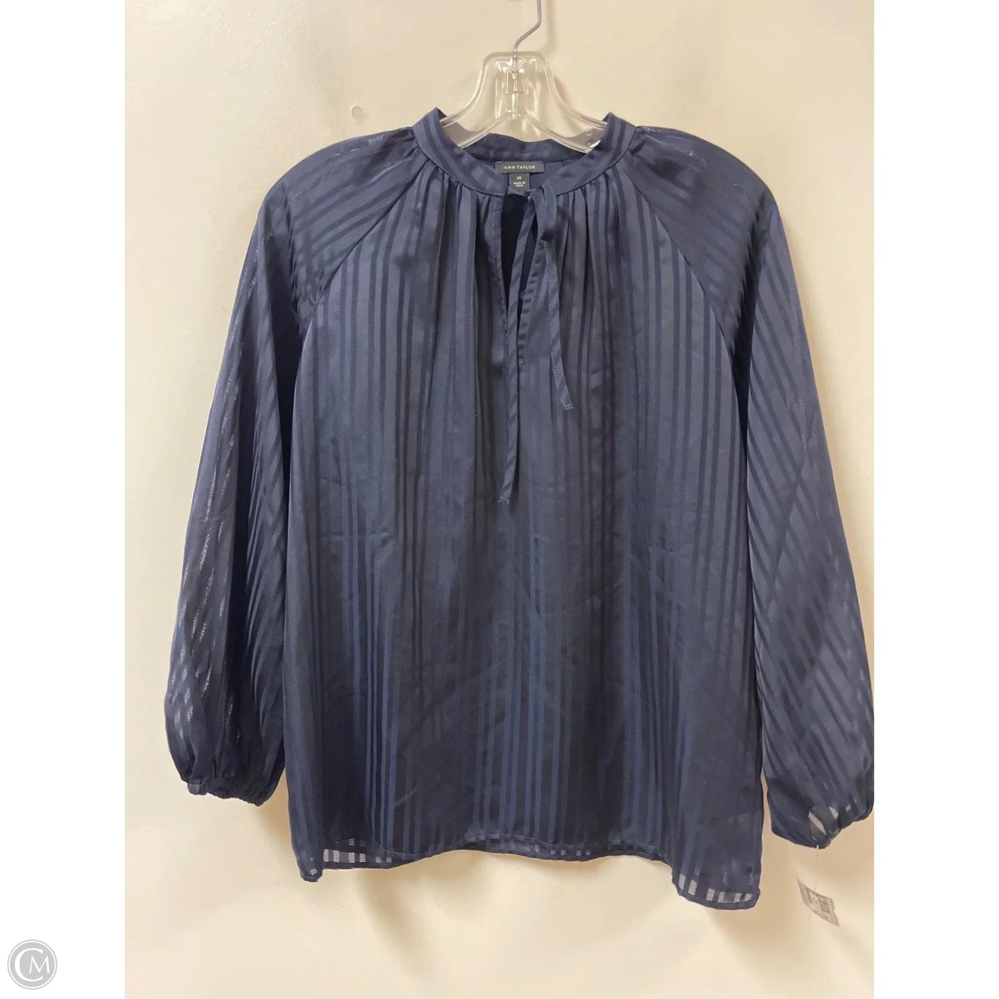 Top Long Sleeve By Ann Taylor In Navy, Size: Xs