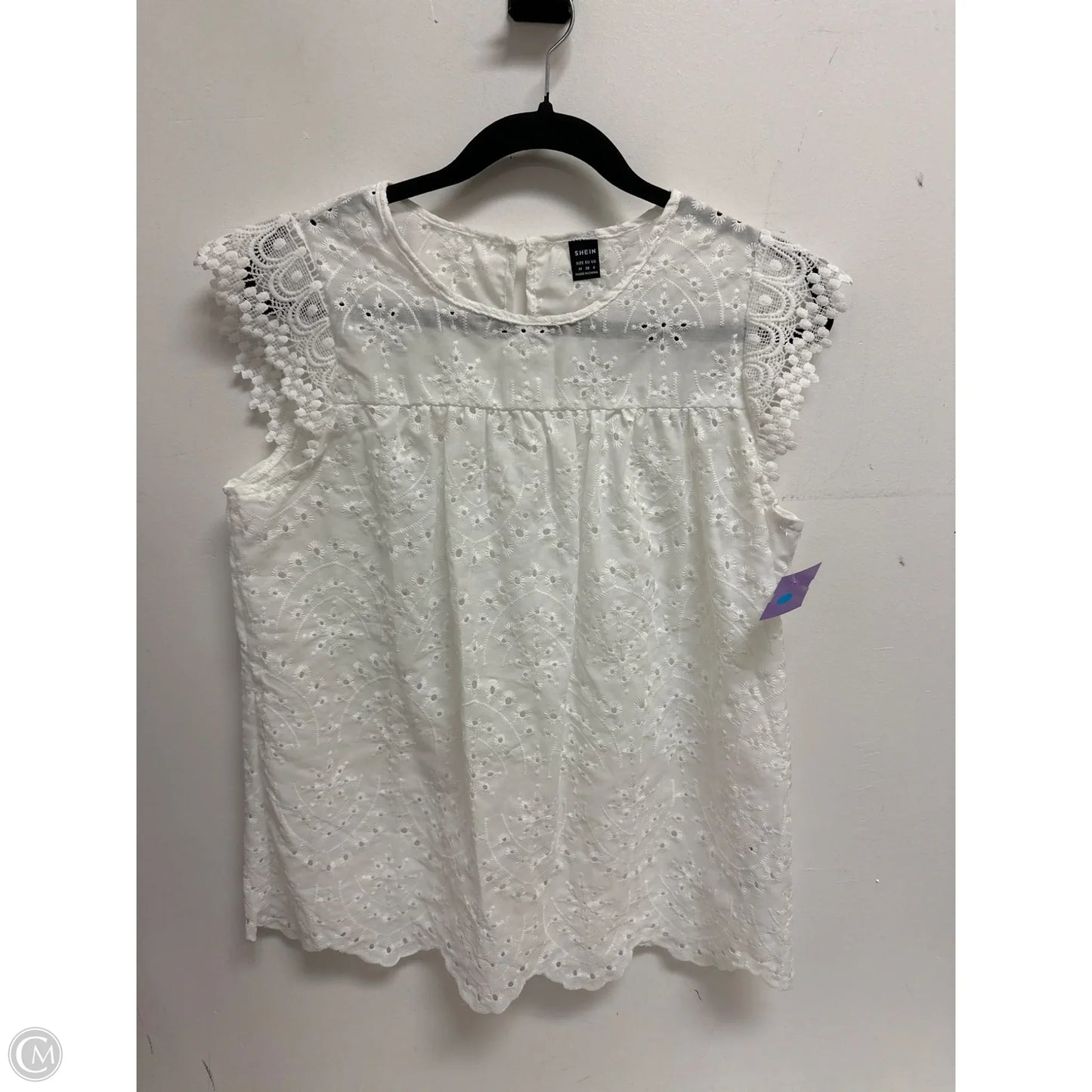 Top Sleeveless By Shein In White, Size: M