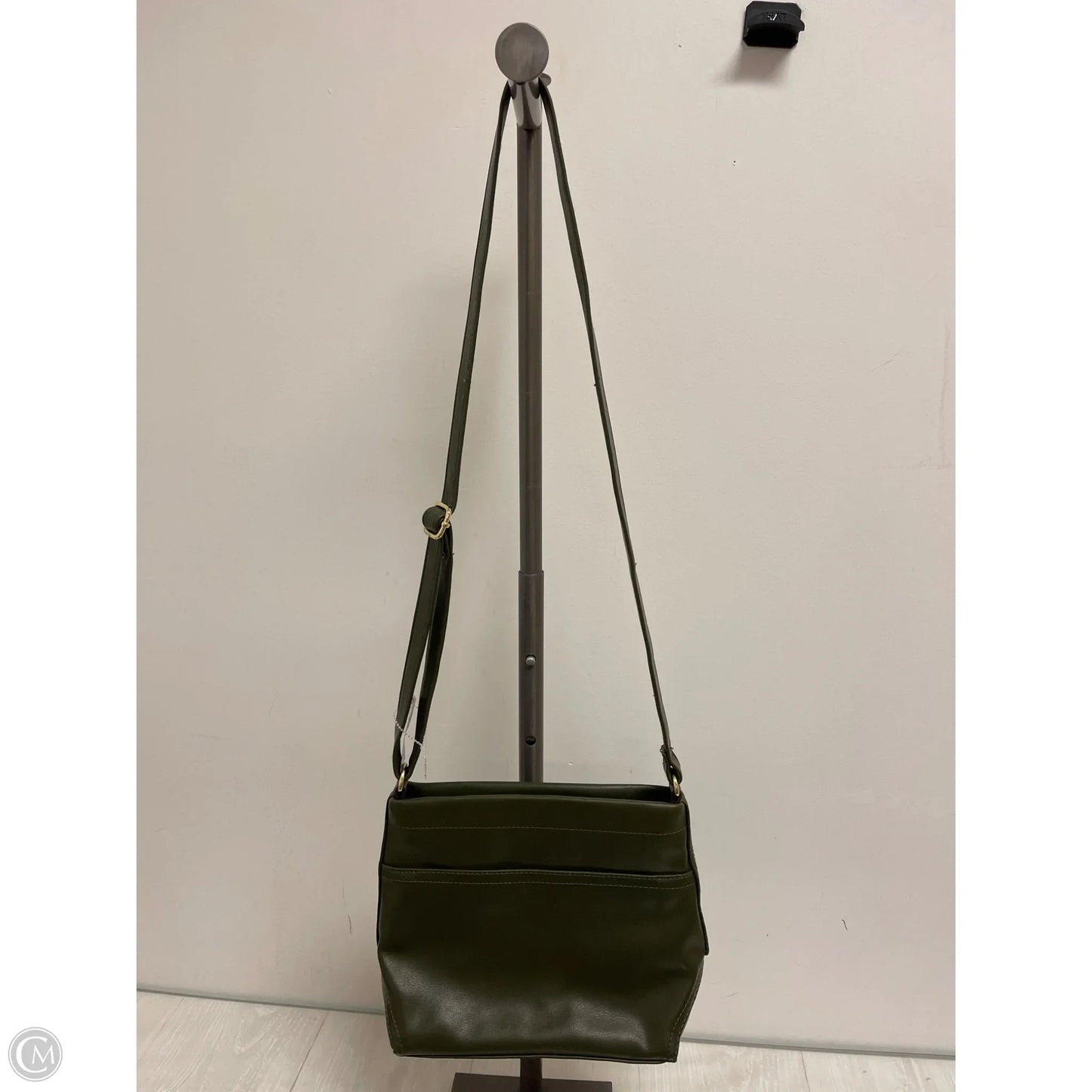 Crossbody By Clothes Mentor, Size: Medium