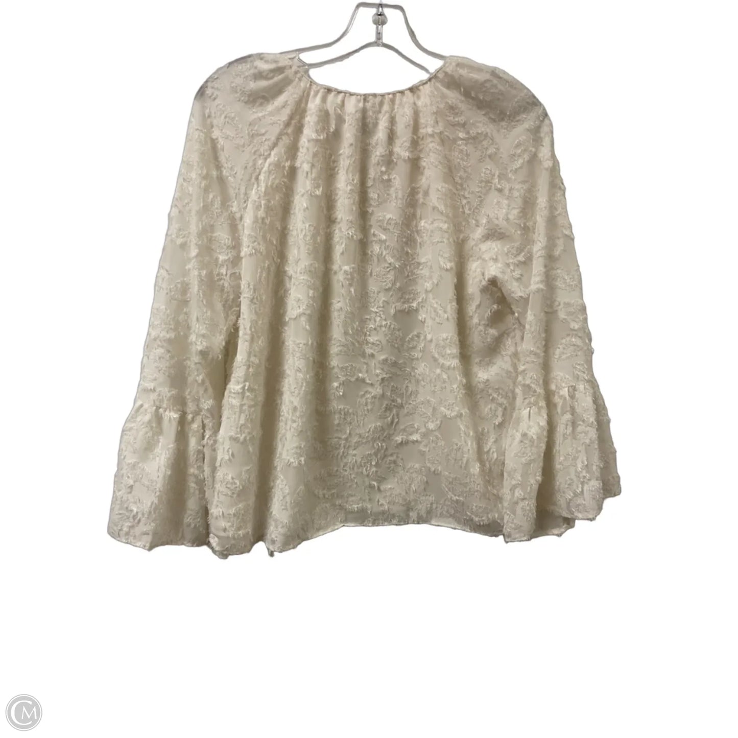 Top Long Sleeve By Clothes Mentor In Cream, Size: M