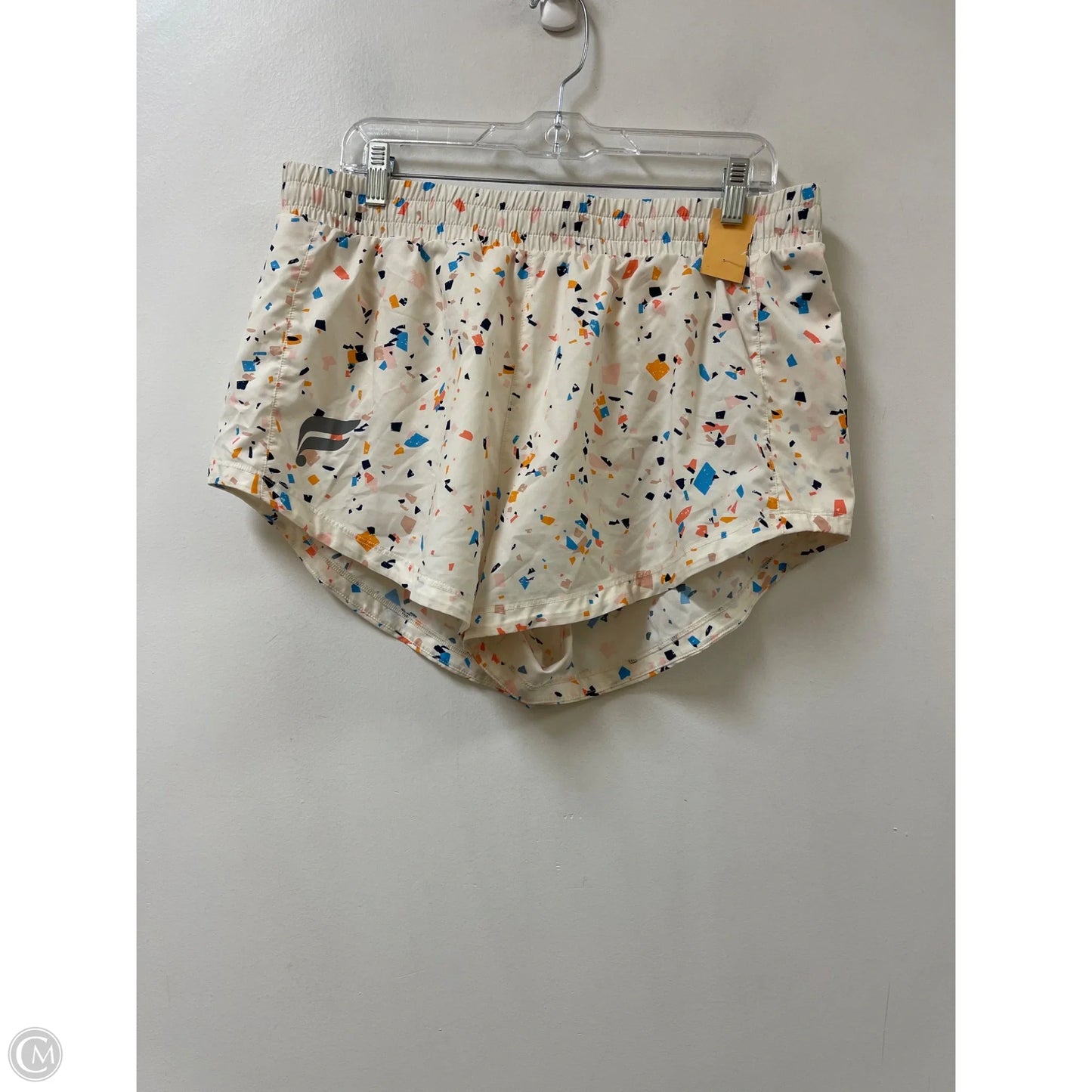 Athletic Shorts By Fabletics In Cream, Size: 16