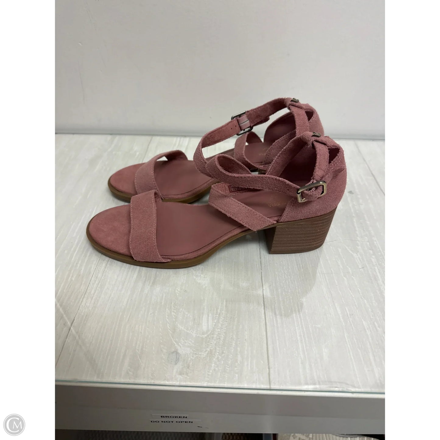 Shoes Heels Block By Koolaburra By Ugg In Pink, Size: 10
