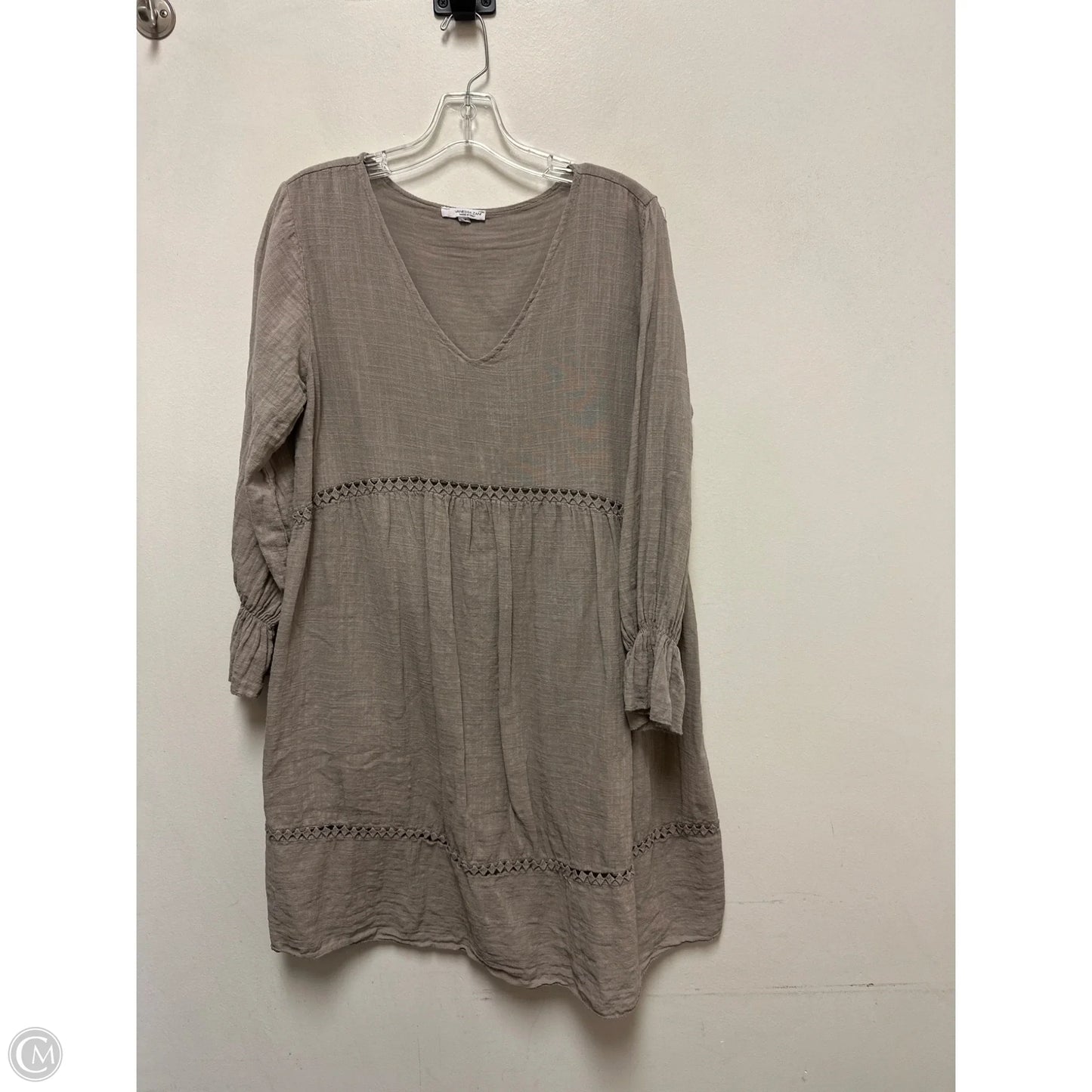 Dress Casual Short By Clothes Mentor In Brown, Size: M