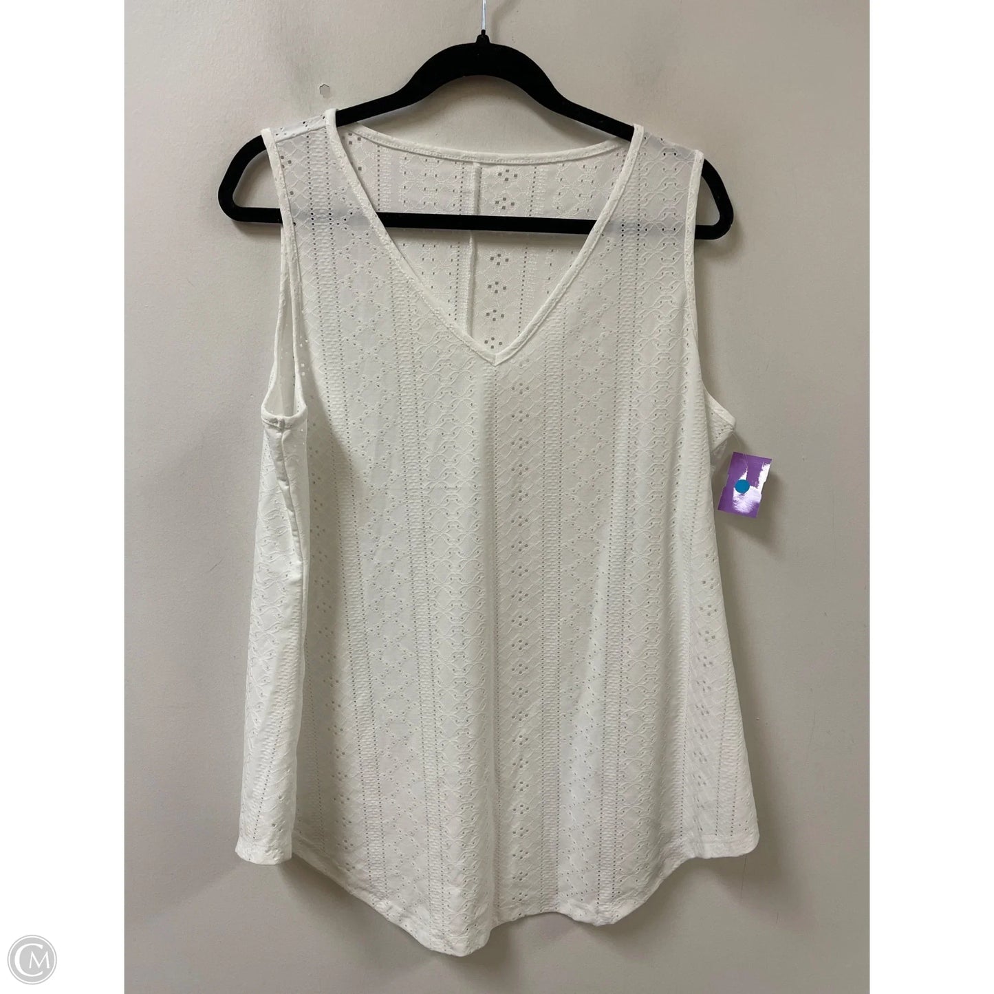 Top Sleeveless By Clothes Mentor In White, Size: 1x