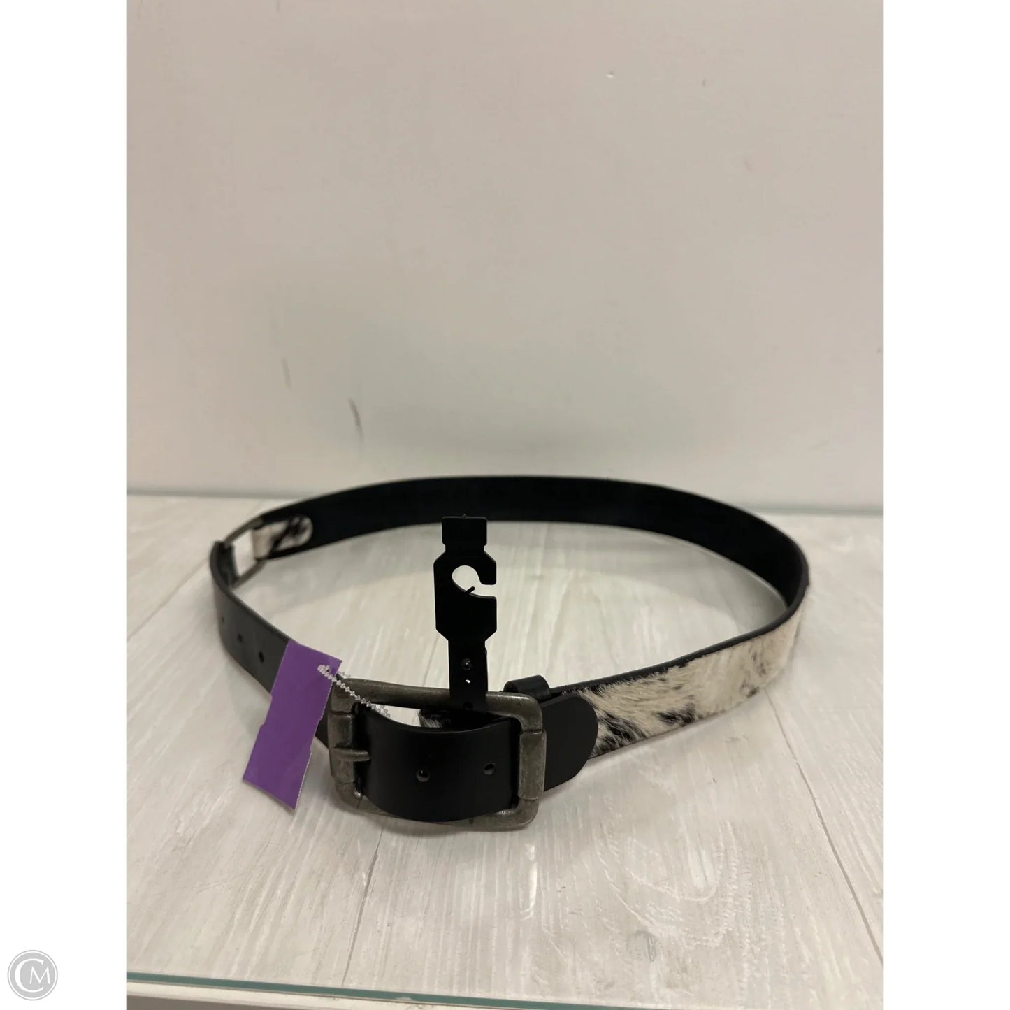 Belt Leather By Clothes Mentor, Size: Medium