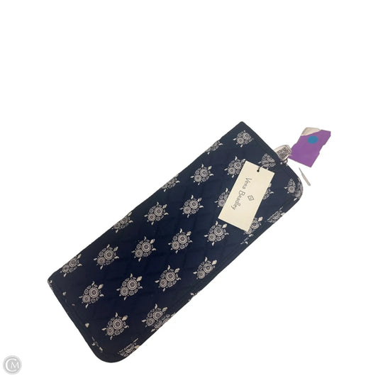 Accessory Tag By Vera Bradley, Size: Medium