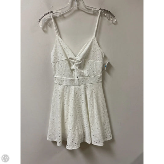 Dress Casual Short By Windsor In White, Size: S