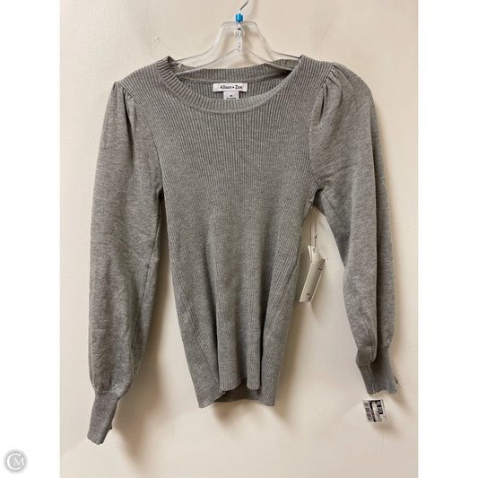 Top Long Sleeve By Clothes Mentor In Grey, Size: M