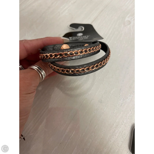 Bracelet Other By Clothes Mentor