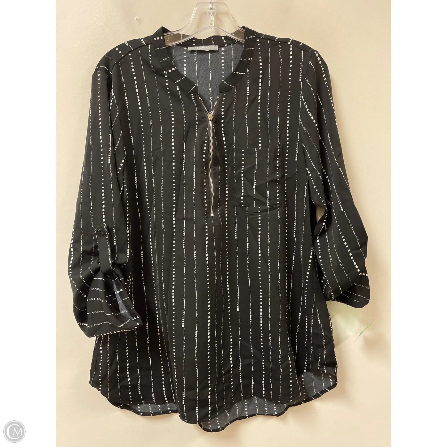 Top Long Sleeve By Clothes Mentor In Black & White, Size: L