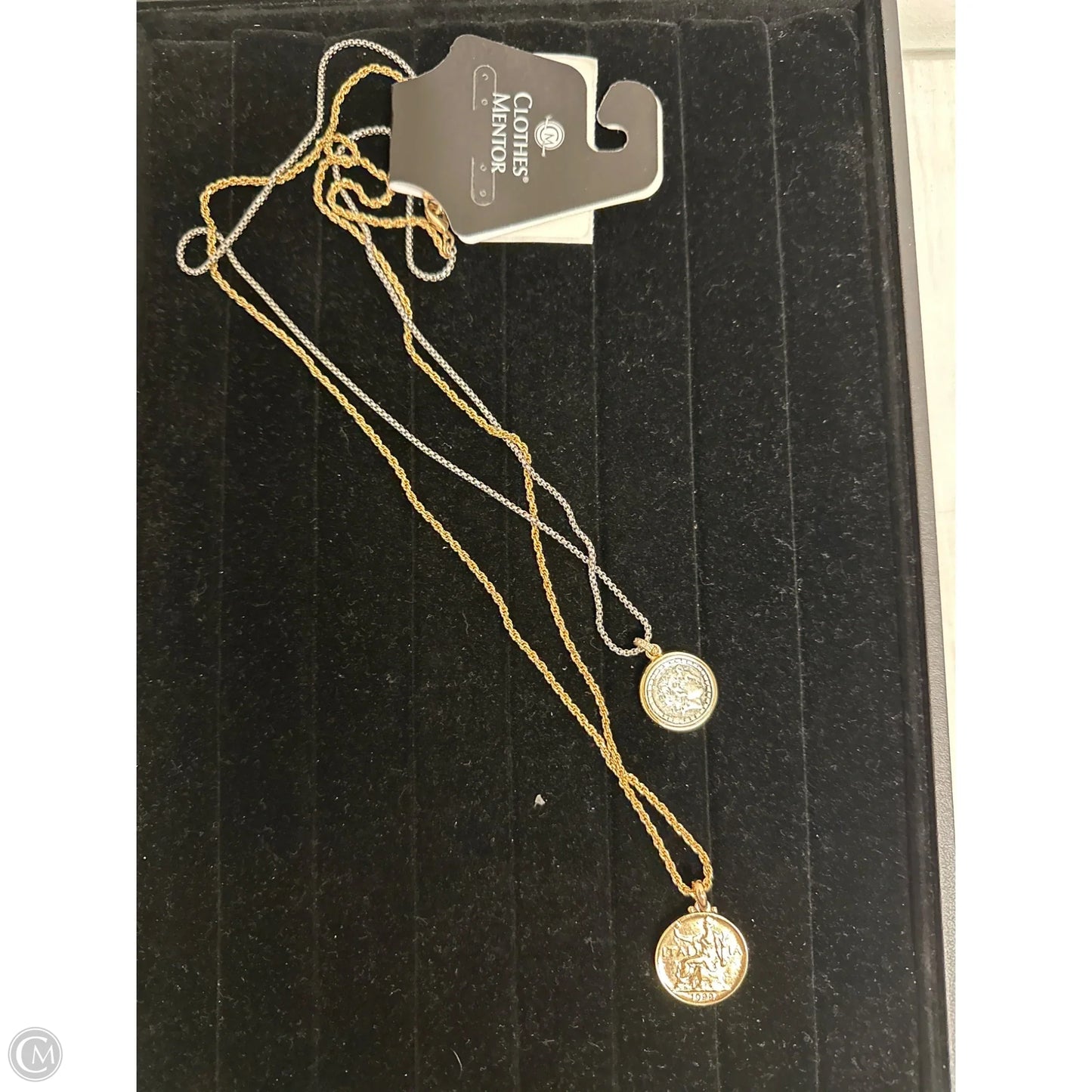 Necklace Layered By Clothes Mentor