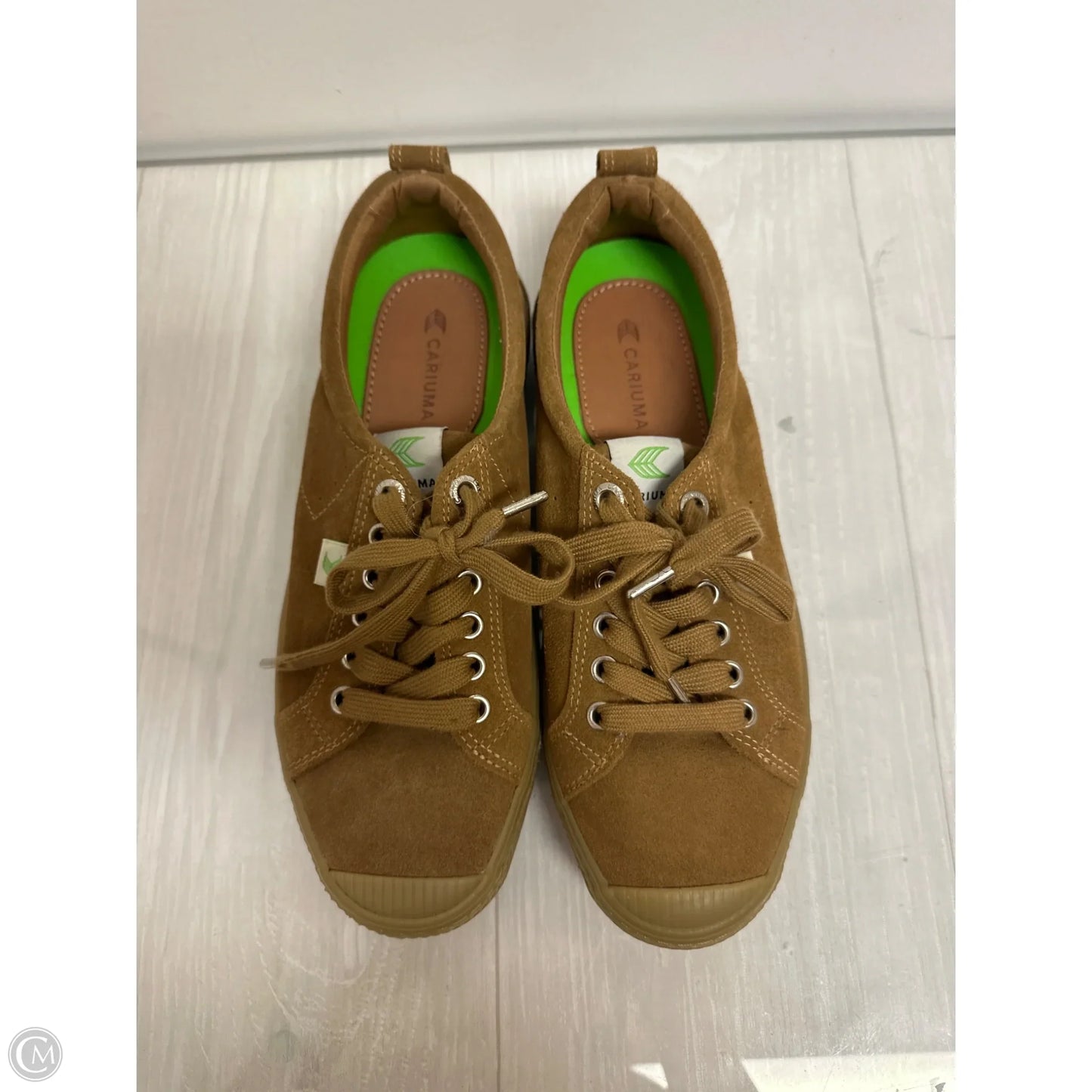 Shoes Sneakers By Cariuma In Brown, Size: 9.5