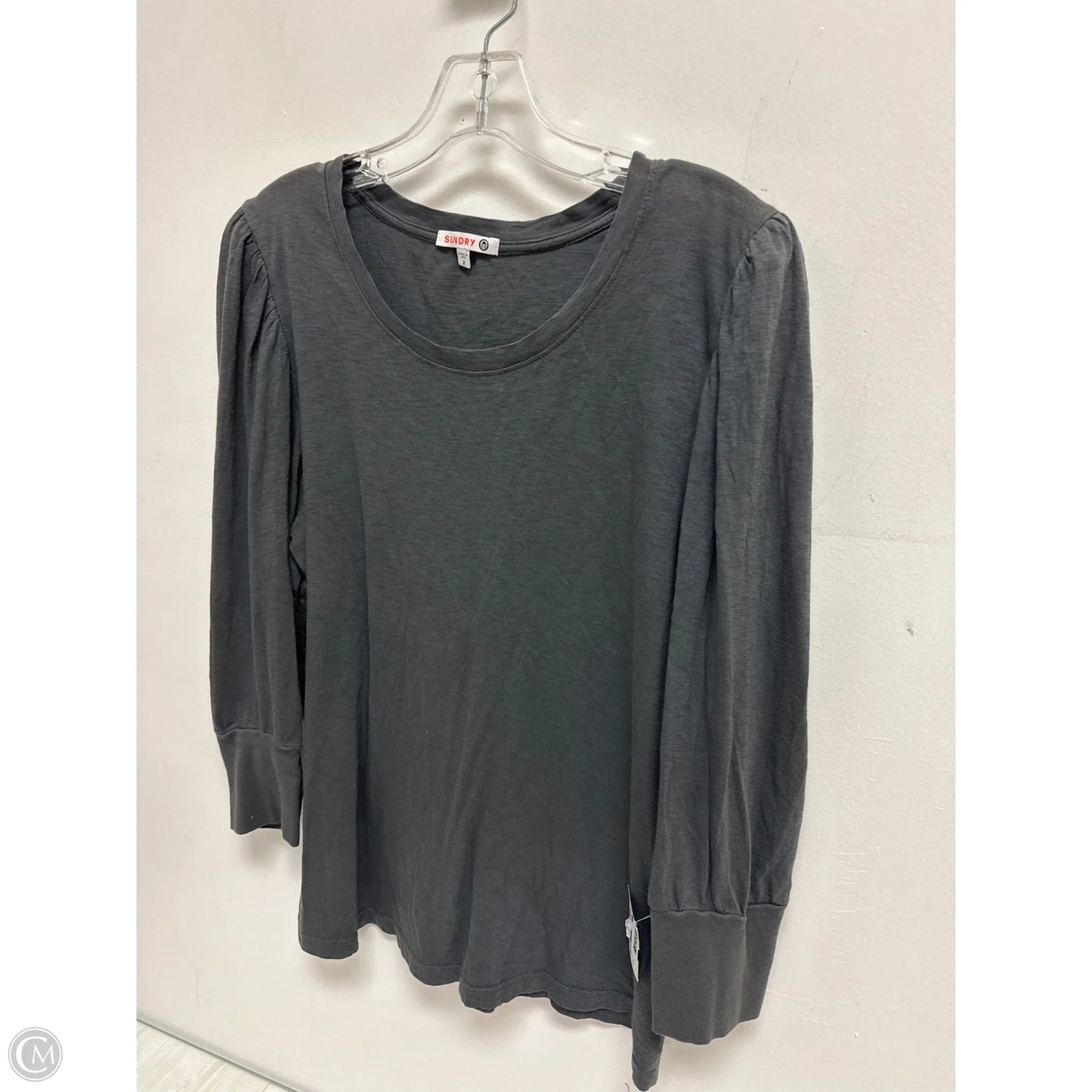 Top Long Sleeve By Sundry In Grey, Size: M