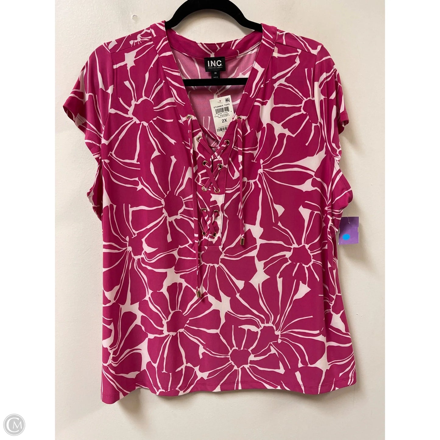 Top Short Sleeve By Inc In Pink & White, Size: 2x