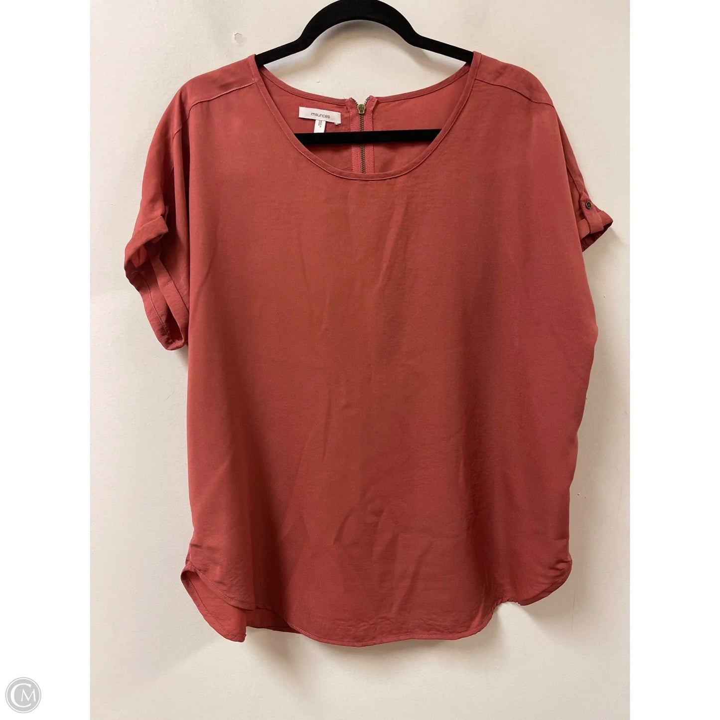 Top Short Sleeve By Maurices In Red, Size: L