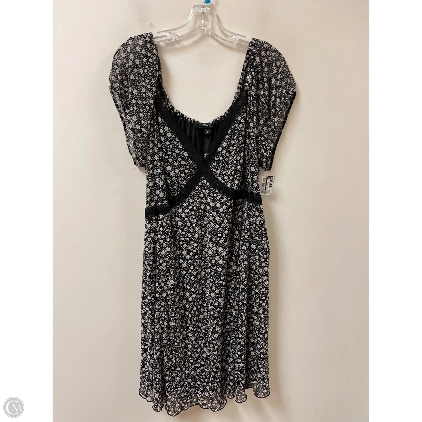 Dress Casual Short By Torrid In Black & White, Size: 2x