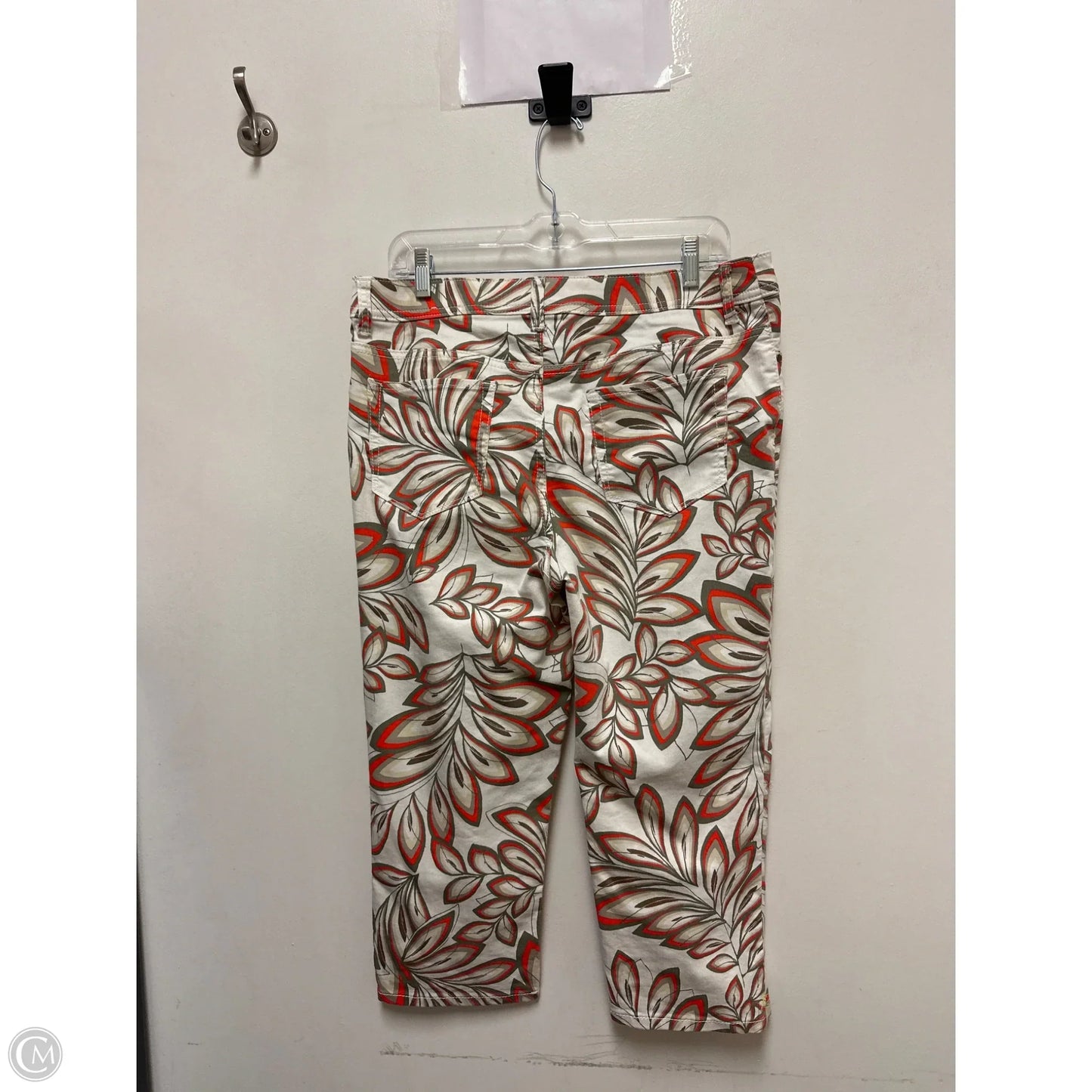Pants Cropped By Chicos In Cream & Orange, Size: 8