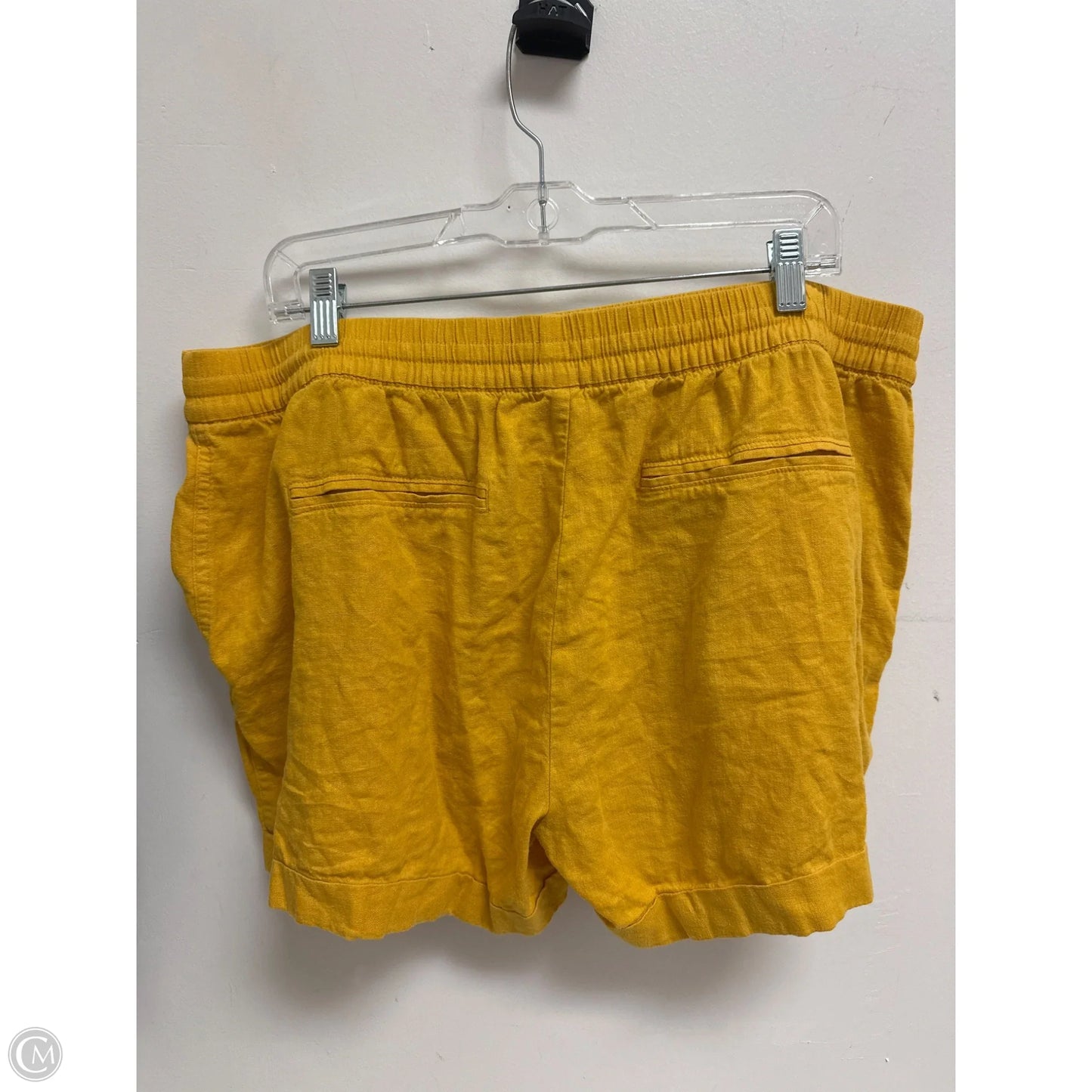 Shorts By Old Navy In Yellow, Size: 16