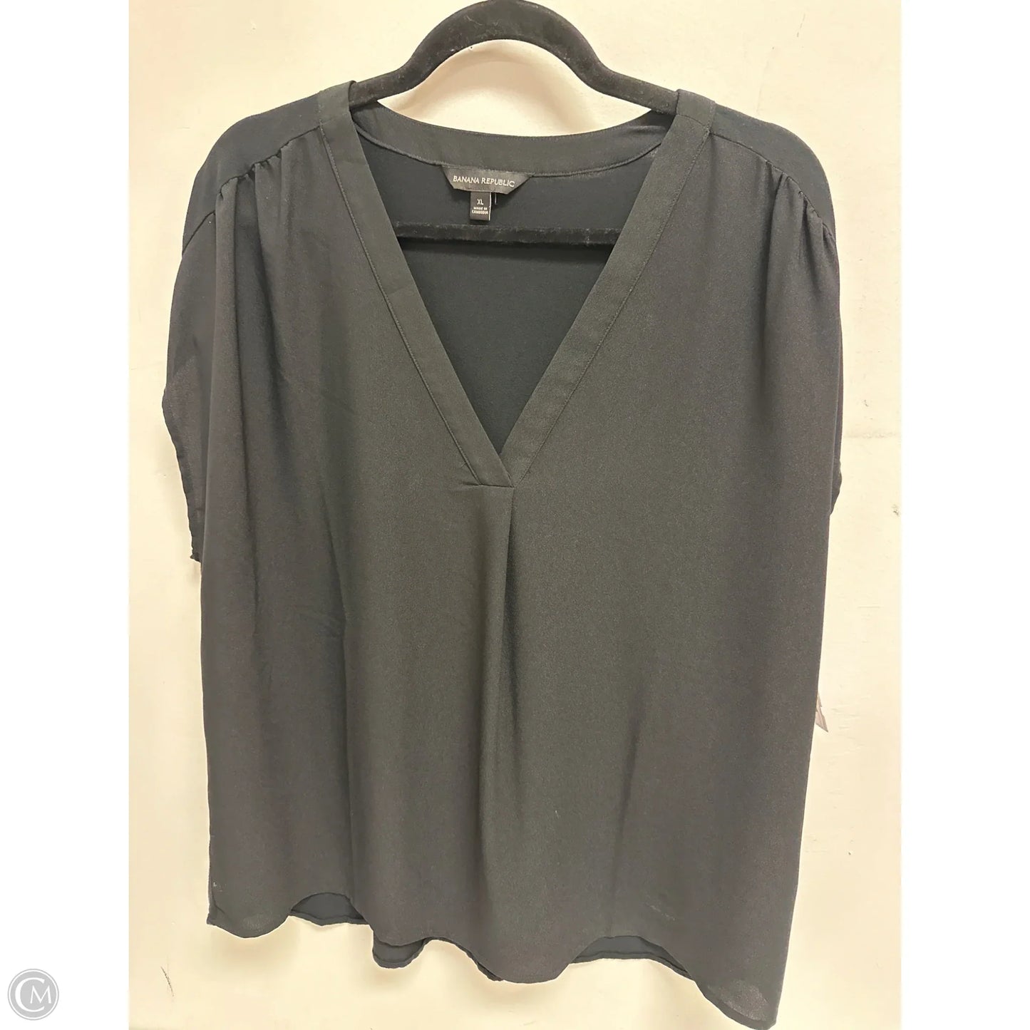 Top Short Sleeve By Banana Republic In Black, Size: Xl