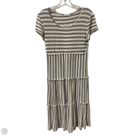 Dress Casual Midi By Clothes Mentor In Grey & White, Size: M