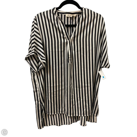 Top Short Sleeve By Vine & Love In Black & White, Size: L