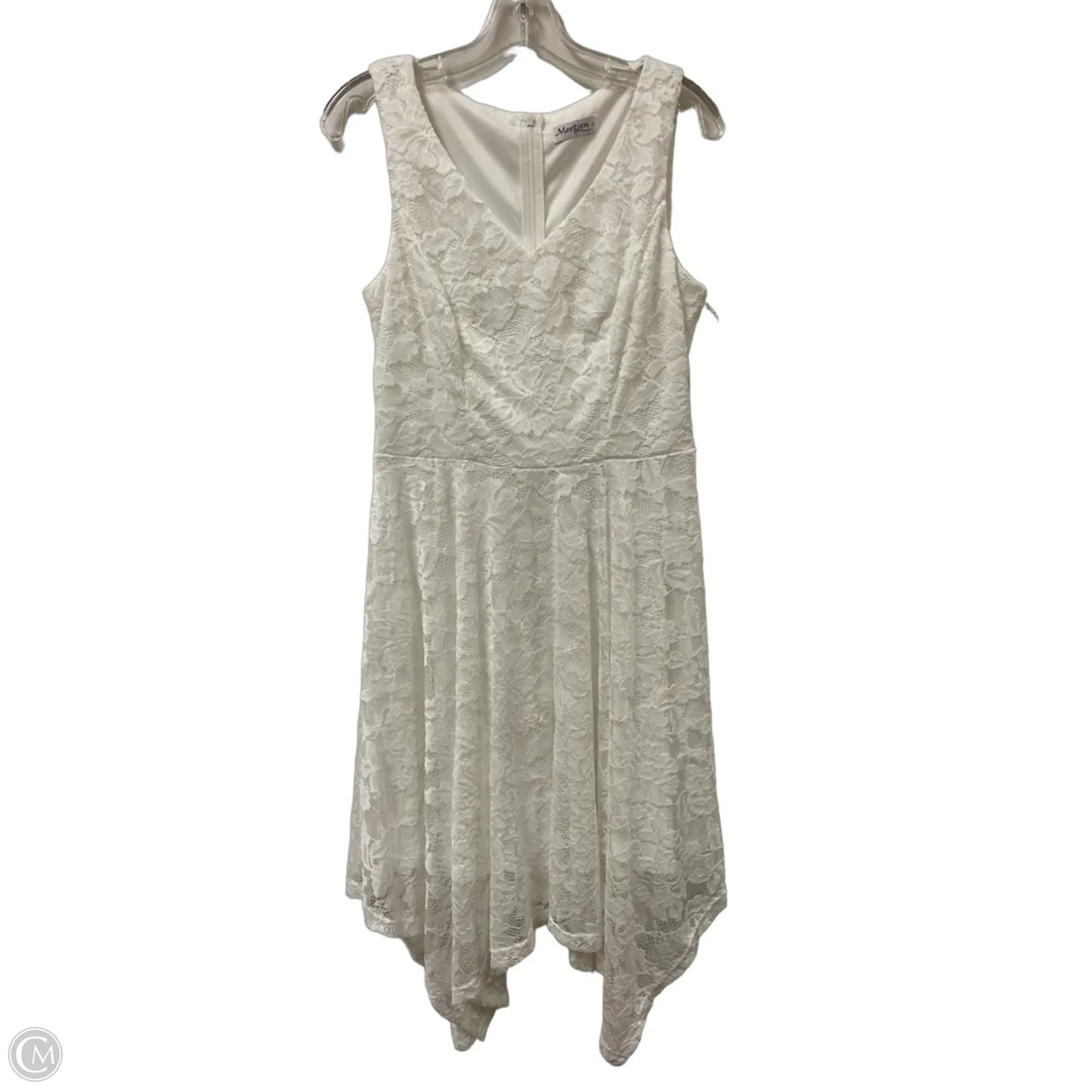 Dress Casual Midi By Clothes Mentor In White, Size: L