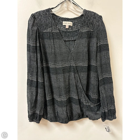 Top Long Sleeve By Knox Rose In Black & White, Size: L