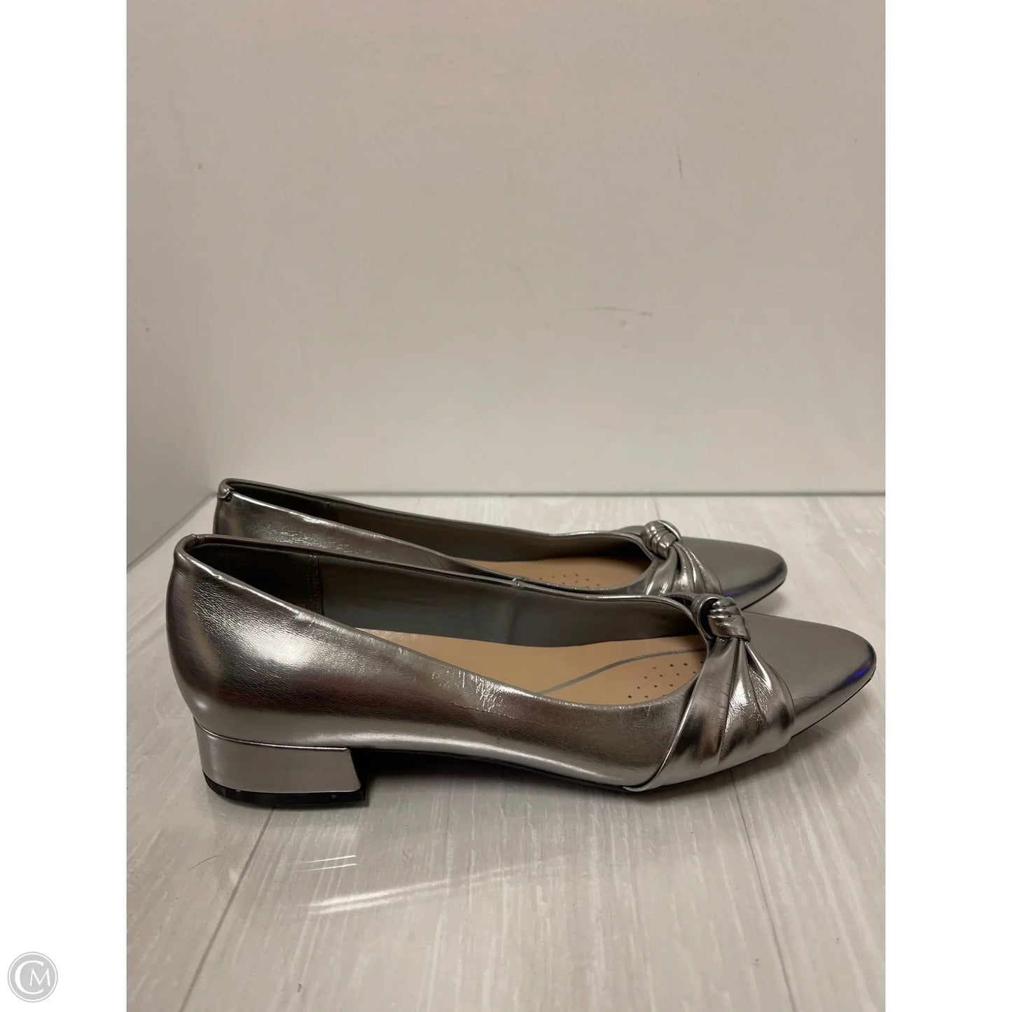 Shoes Heels Block By Easy Spirit In Silver, Size: 9