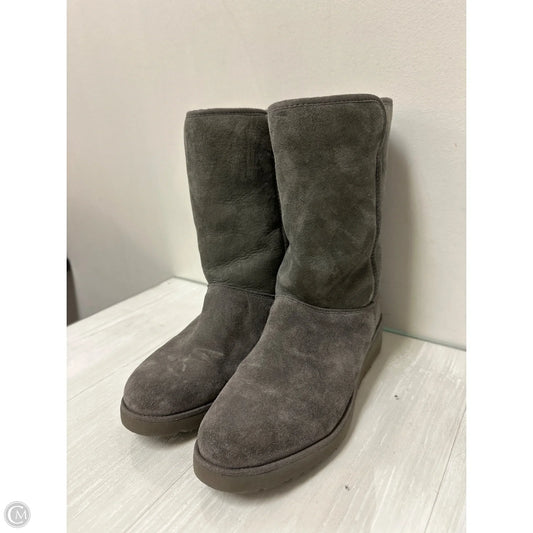 Boots Designer By Ugg In Grey, Size: 9