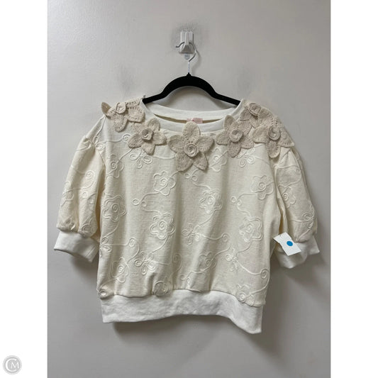Top Short Sleeve By Clothes Mentor In Cream, Size: S